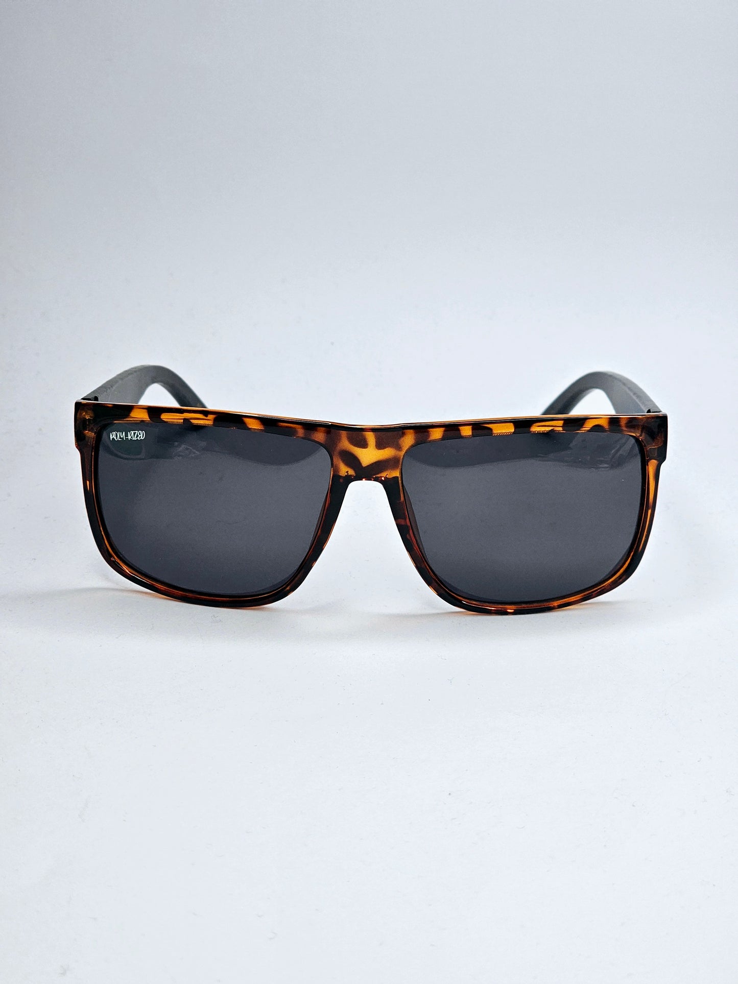 Uso1 -Dark Lens Tortoise Frames-J18 Shades