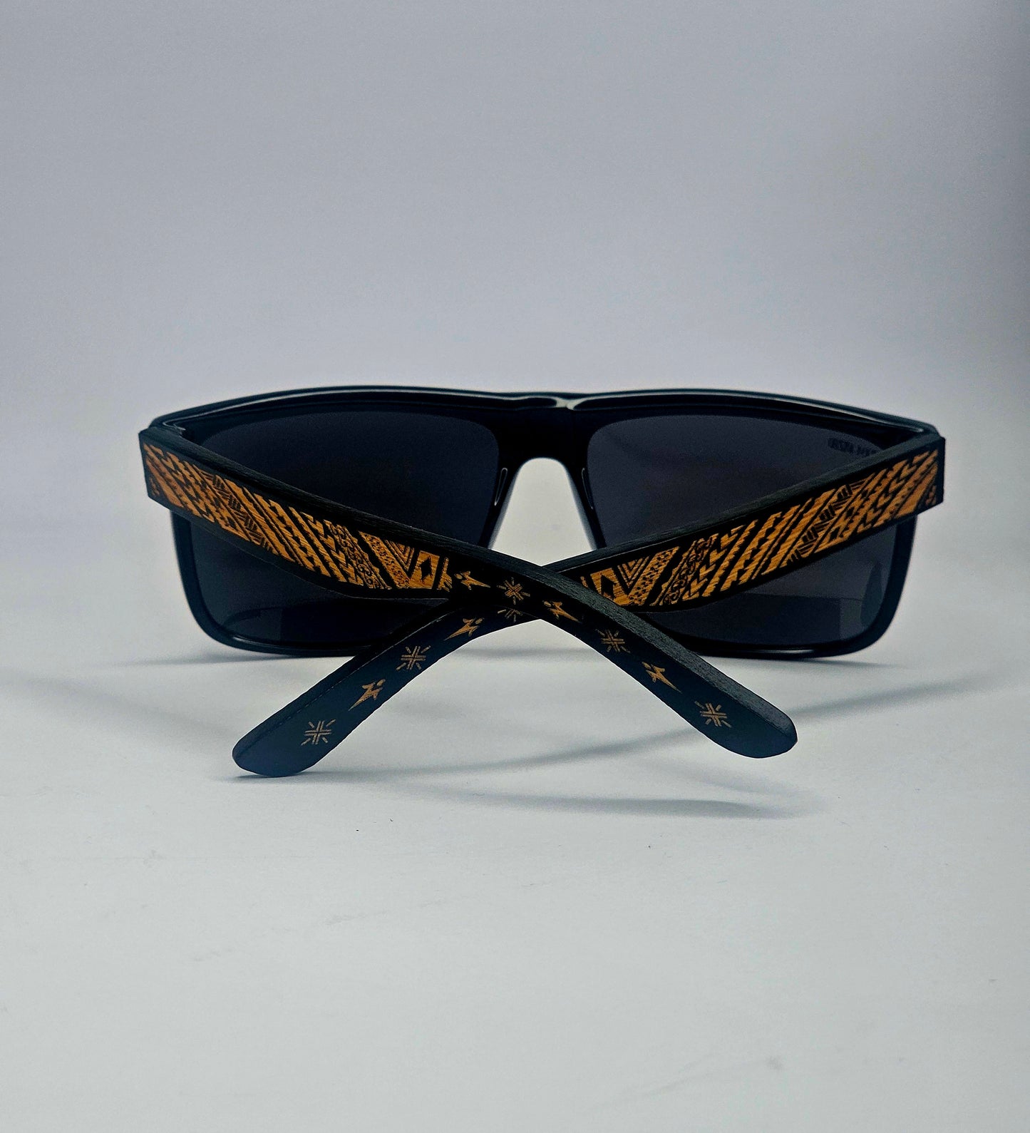 Polynesia - S30 Round Shades